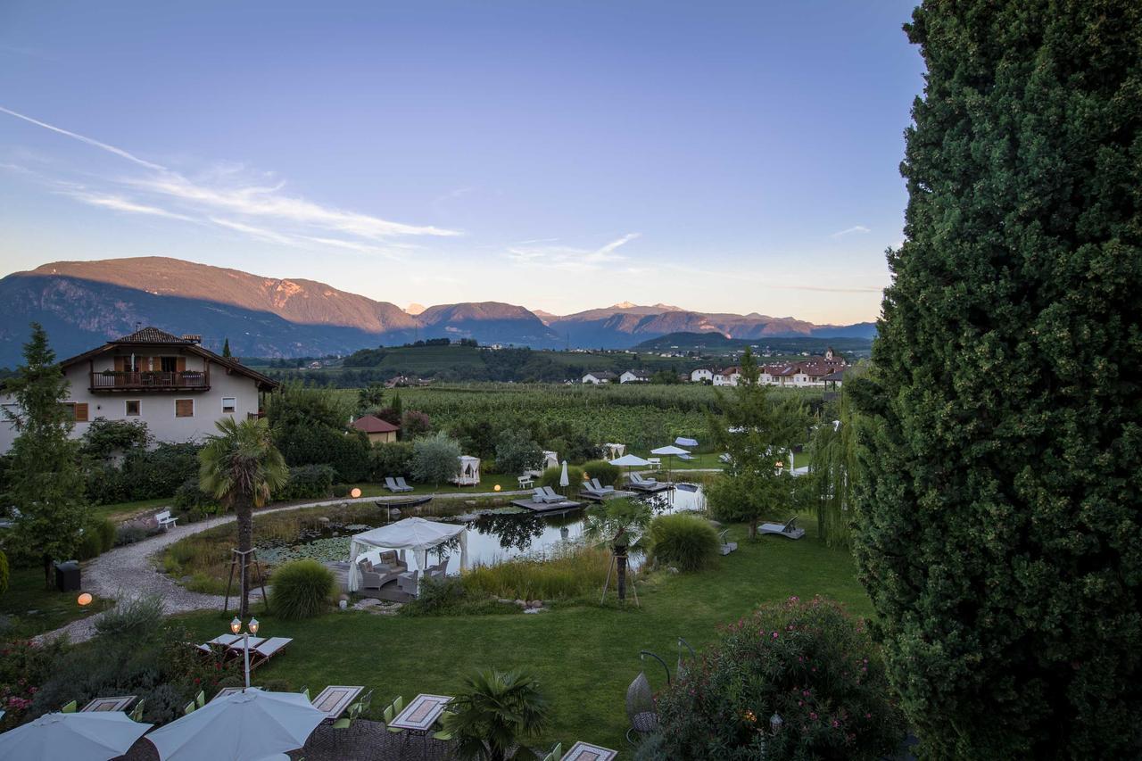 Hotel Weingarten Eppan an der Weinstraße Exteriör bild